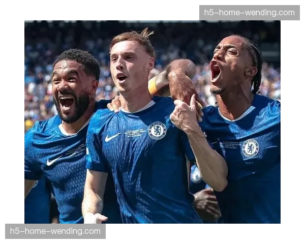 切尔西技术型中场组合缺乏对抗，转换中防守脆弱易被打穿